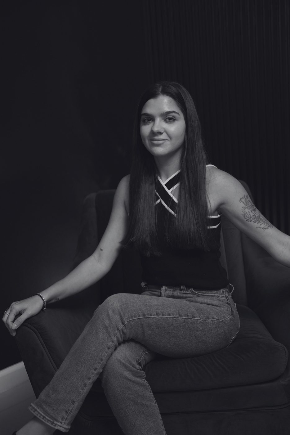 Portrait of Daira, seated, in black and white